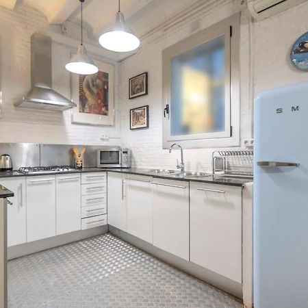 Exclusive 2 Bedroom Apartment In The City Center Barselona Dış mekan fotoğraf