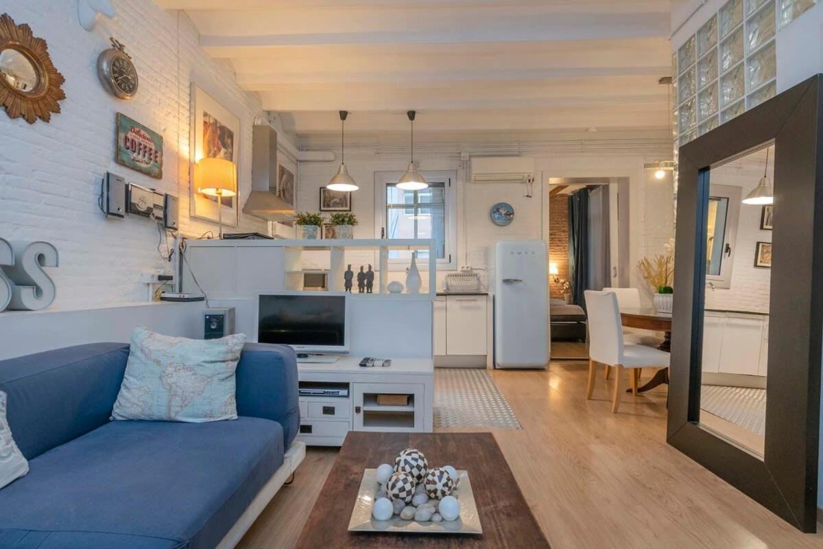Exclusive 2 Bedroom Apartment In The City Center Barselona Dış mekan fotoğraf